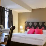 Engel Hotel 3*