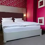 Engel Hotel 3*
