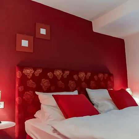 Engel Hotel 3*